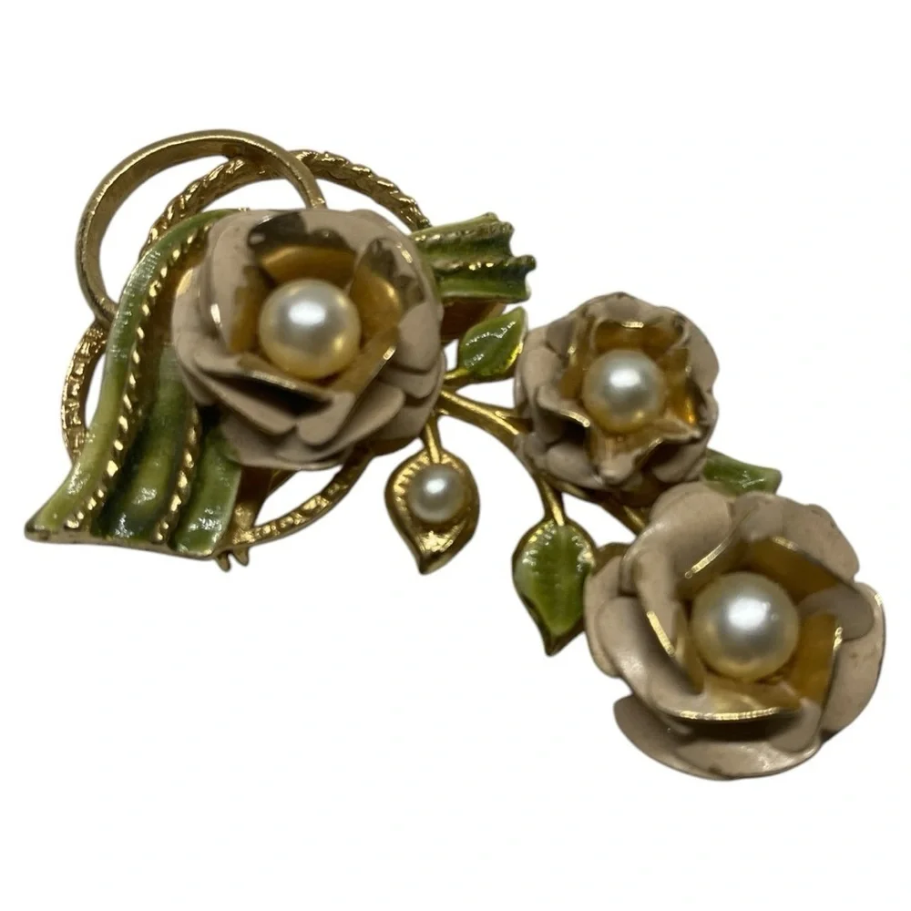 Vintage Floral Pearl Brooch​ - Picture 4 of 8